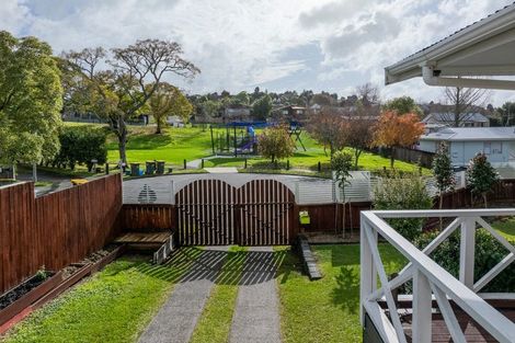 Photo of property in 29 Matipo Crescent, Pukete, Hamilton, 3200