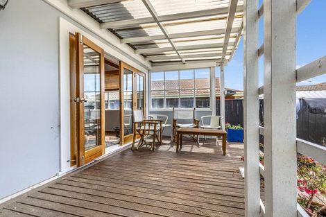 Photo of property in 89 Georges Drive, Napier South, Napier, 4110