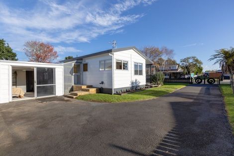 Photo of property in 198 Windermere Drive, Poike, Tauranga, 3112