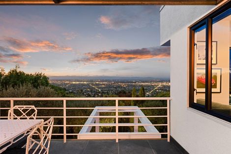 Photo of property in 3 Allom Lane, Cashmere, Christchurch, 8022