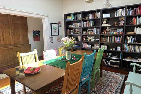Photo of property in 6 Hawker Street, Mount Victoria, Wellington, 6011