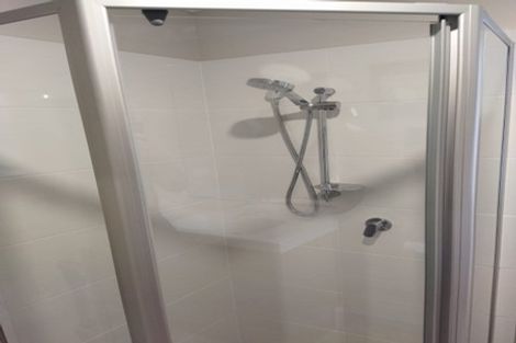 Photo of property in 18b Otanerua Road, Hatfields Beach, Orewa, 0931