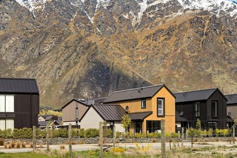 Photo of property in 13 Mcgibbon Lane, Jacks Point, 9371