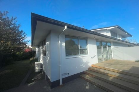 Photo of property in 150 Straven Road, Fendalton, Christchurch, 8014