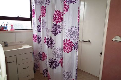 Photo of property in 11 Sandringham Street, Oamaru North, Oamaru, 9400