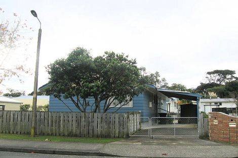 Photo of property in 32a Marere Avenue, Paraparaumu, 5032