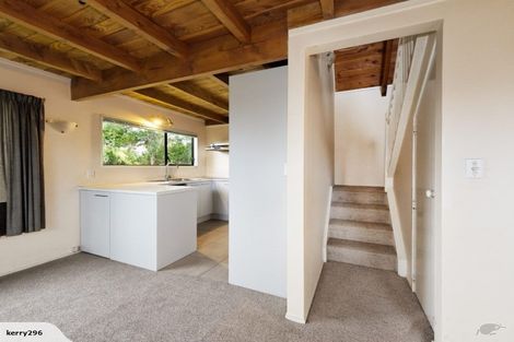 Photo of property in 32 Konini Road, Titirangi, Auckland, 0604