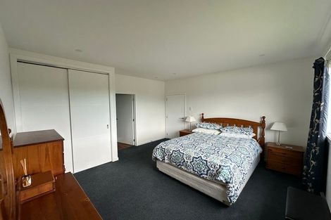 Photo of property in 325 Riccarton Road West, Mosgiel, 9092