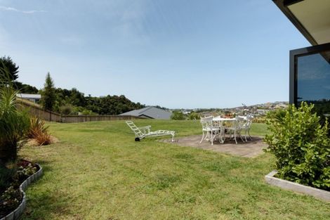 Photo of property in 8 Southill Way, Pyes Pa, Tauranga, 3112
