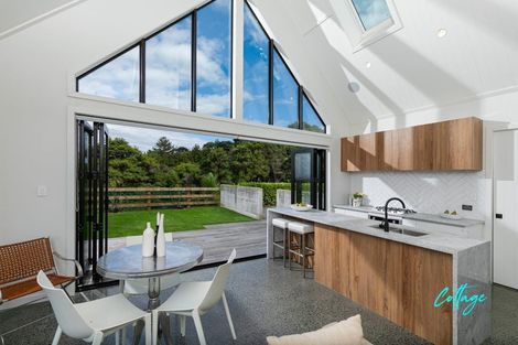 Photo of property in 31 James Paige Lane, Riverhead, 0793