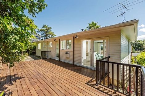 Photo of property in 17 Coroglen Avenue, Birkenhead, Auckland, 0626