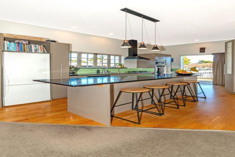 Photo of property in 34 Ormond Road, Whataupoko, Gisborne, 4010