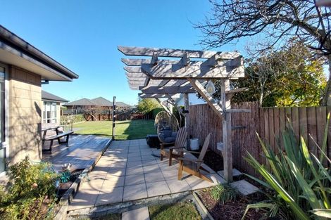 Photo of property in 5 Oak Tree Lane, Rangiora, 7400