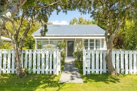 Photo of property in 48 Jellicoe Street, Greytown, 5712