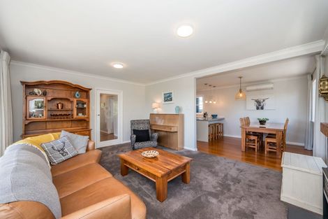 Photo of property in 118 Raumati Road, Raumati Beach, Paraparaumu, 5032