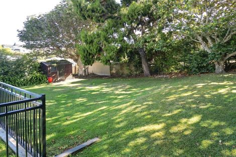 Photo of property in 3 Brassey Road, Saint Johns Hill, Whanganui, 4500