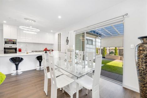 Photo of property in 39 Hikuawa Road, Flat Bush, Auckland, 2019