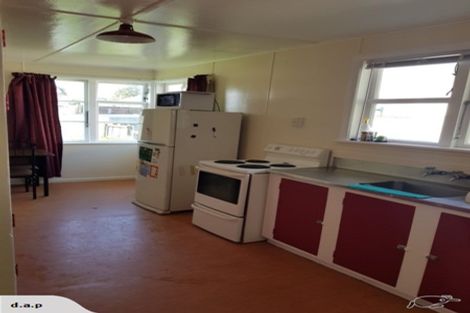 Photo of property in 6 Freyberg Terrace, Waipukurau, 4200