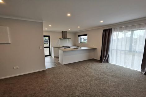 Photo of property in 14 Hull Road, Waiuku, 2123