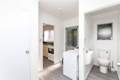 Photo of property in 5b Tahurangi Place, Spotswood, New Plymouth, 4310