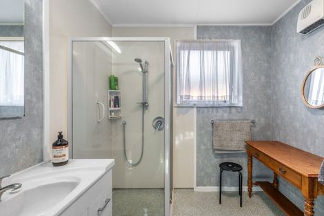 Photo of property in 80 Albert Street, Winton, 9720