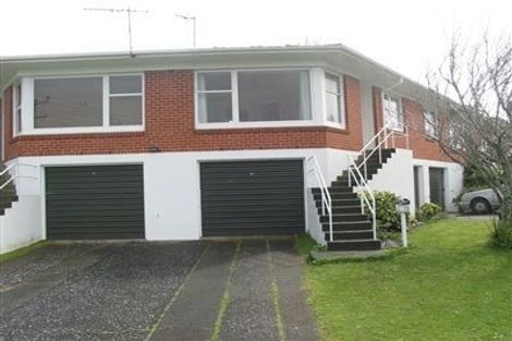 Photo of property in 3/19 Lake Pupuke Drive, Takapuna, Auckland, 0622