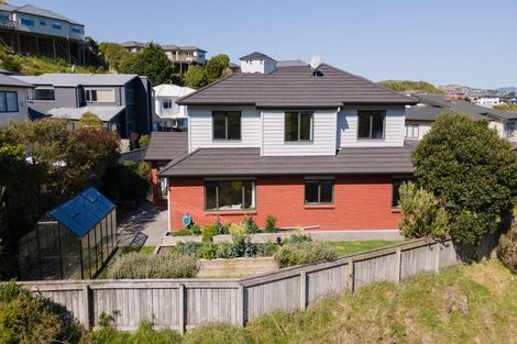 Photo of property in 17 Cheetwood Street, Churton Park, Wellington, 6037