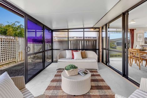 Photo of property in 16 Meridian Grove, Kelvin Grove, Palmerston North, 4414