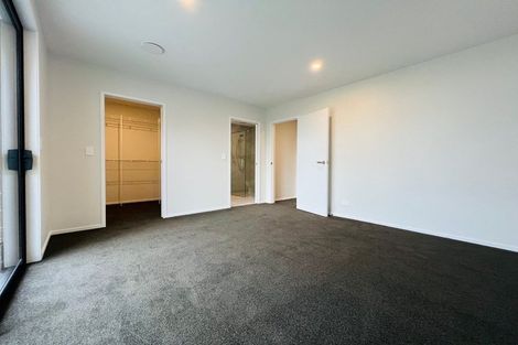 Photo of property in 25 Dumas Place, Rosehill, Papakura, 2113