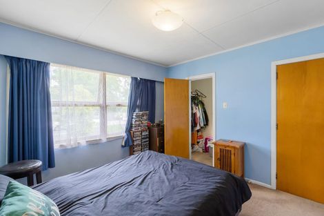 Photo of property in 28 Tamatea Road, Taupo, 3330
