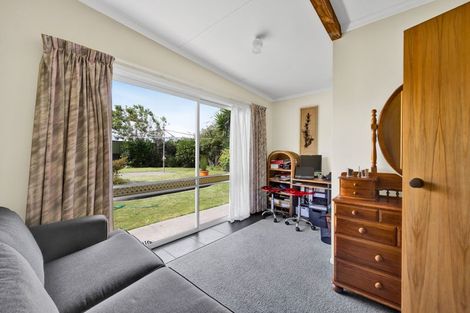 Photo of property in 56 Rewa Street, Inglewood, 4330