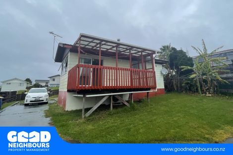 Photo of property in 3 Doone Place, Massey, Auckland, 0614