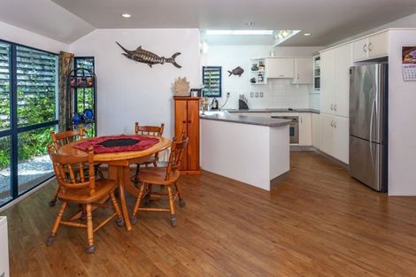 Photo of property in 107 Pacific View Drive, Whangamata, 3620