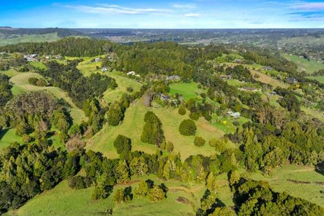 Photo of property in 125a Taylor Road, Waimauku, 0882
