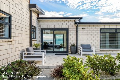 Photo of property in 49 Highgrove, Saint Clair, Dunedin, 9012