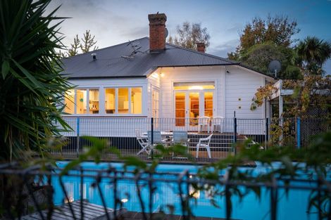 Photo of property in 41 Queen Street, Cambridge, 3434