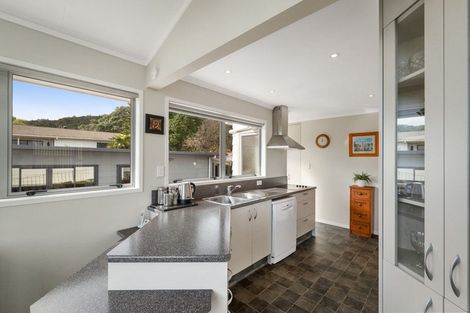 Photo of property in 5 West Crescent, Te Puru, Thames, 3575
