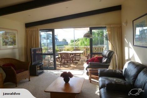 Photo of property in 102 Manly Street, Paraparaumu Beach, Paraparaumu, 5032