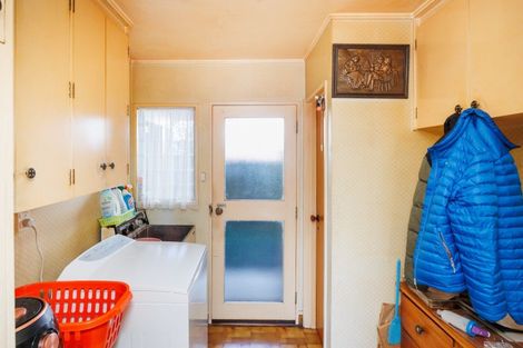 Photo of property in 2a Bristol Crescent, Roslyn, Palmerston North, 4414
