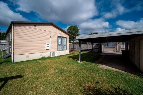 Photo of property in 7 Saint Lukes Place, Bader, Hamilton, 3206