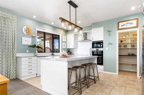 Photo of property in 23a Hyndhope Road, Kennedys Bush, Christchurch, 8025