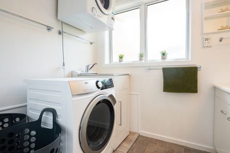 Photo of property in 27 Alexander Avenue, Onekawa, Napier, 4110