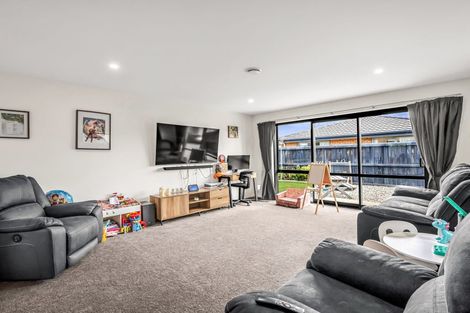Photo of property in 28 Rahme Crescent, Kaiapoi, 7630
