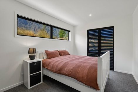 Photo of property in 3 Chimney Lane, Jacks Point, Queenstown, 9371
