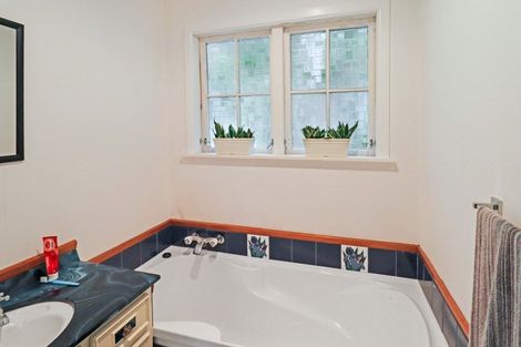 Photo of property in 17 Holmes Grove, Naenae, Lower Hutt, 5011