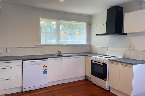 Photo of property in 37 Miro Street, New Lynn, Auckland, 0600