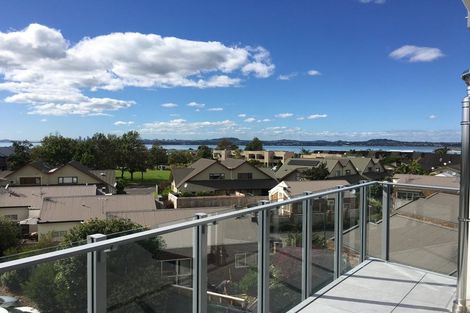 Photo of property in Bella Vista, 3g/84 Gunner Drive, Te Atatu Peninsula, Auckland, 0610