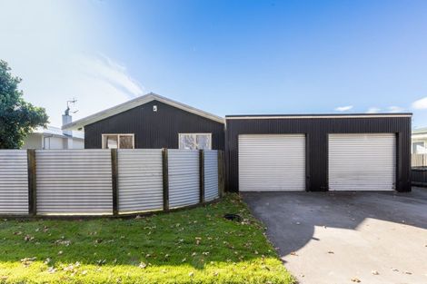 Photo of property in 914 Grove Road, Mayfair, Hastings, 4122