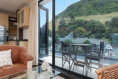 Photo of property in 16 Adams Avenue, Mount Maunganui, 3116