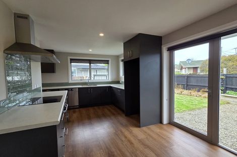 Photo of property in 2/3 Esher Place, Saint Martins, Christchurch, 8022